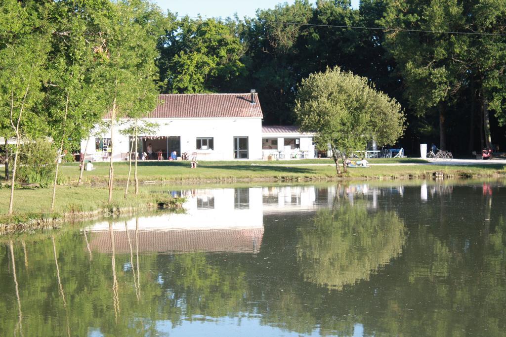 Chalet De La Heronniere Chef-Boutonne 외부 사진